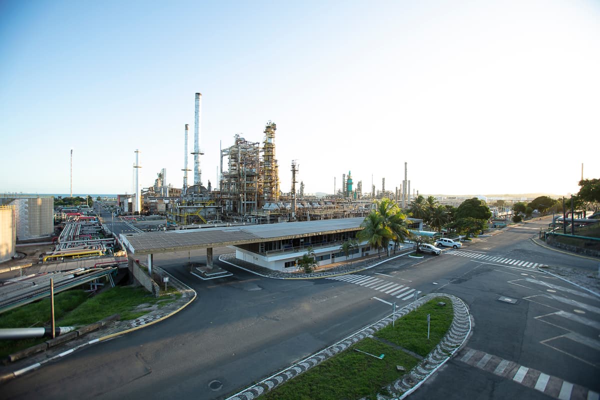 Petrobras estuda proposta de compra de parte da refinaria de Mataripe, na Bahia