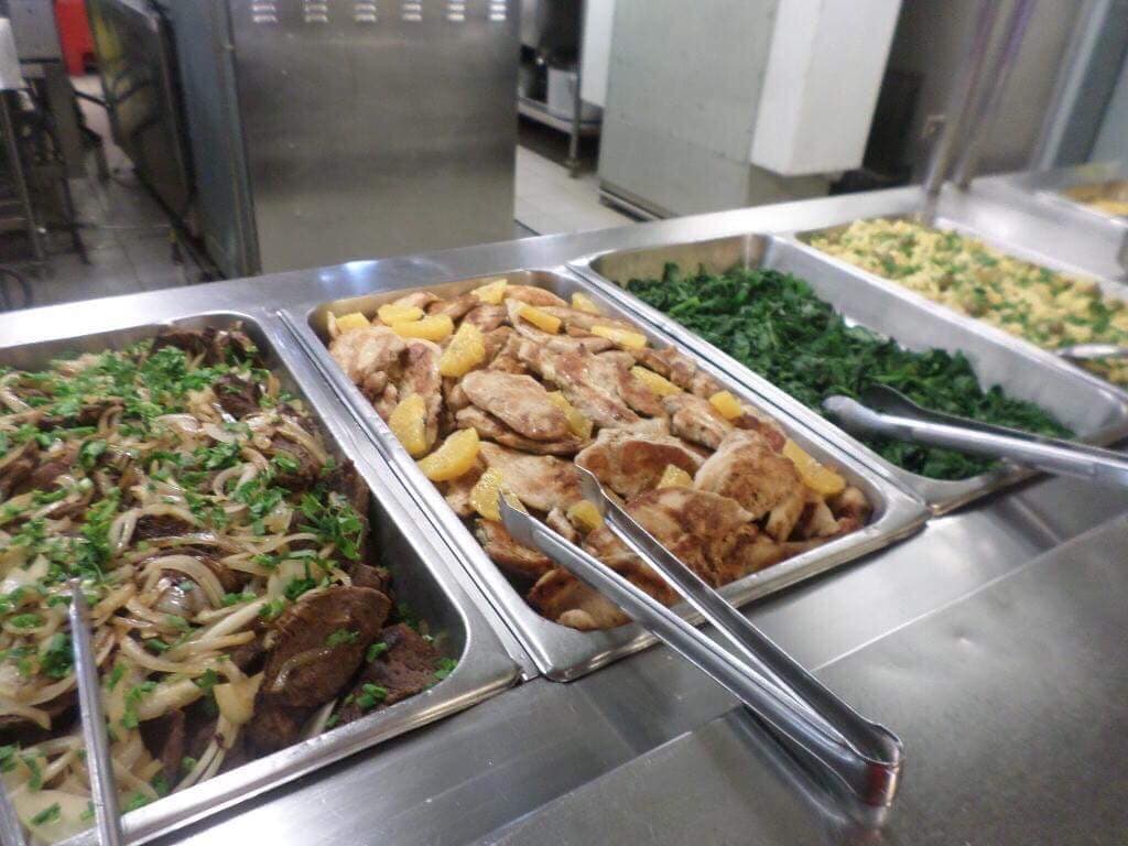 vagas para cozinheiro e marinheiro de convés